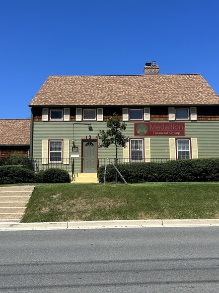 Primary Photo Of 13 E Deer Park Dr, Gaithersburg Office For Lease