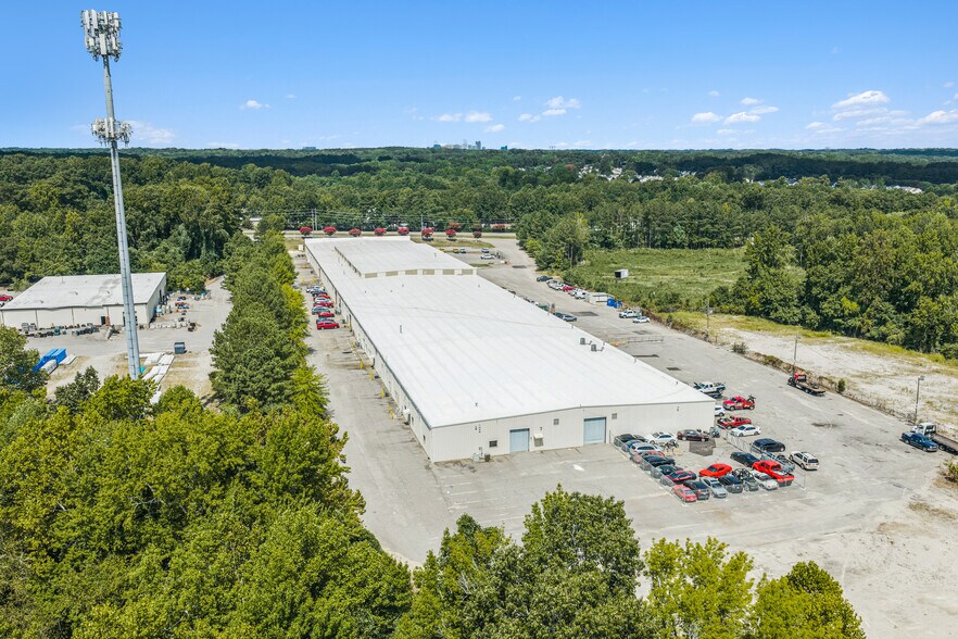 More Photos Of 3301 Jones Sausage Rd, Garner Warehouse For Lease