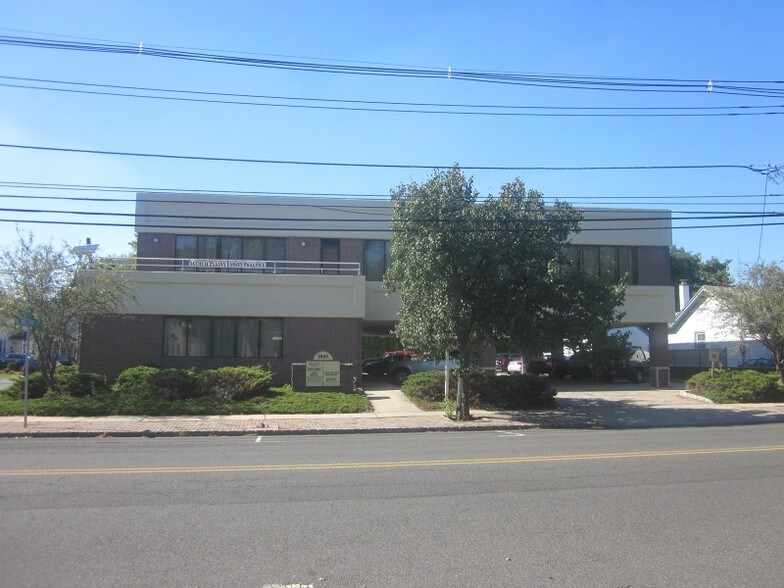 More Photos Of 1801 E 2nd St, Scotch Plains Office For Sale