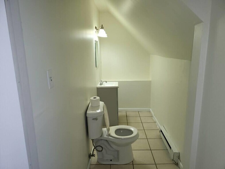 More Photos Of 114-116 114-116 S Hall St, Allentown Multifamily For Sale