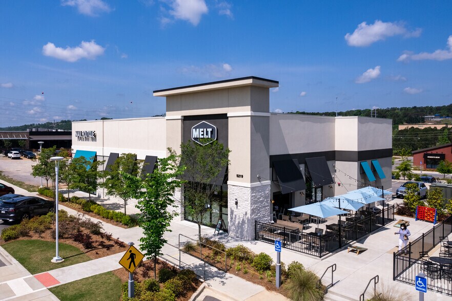 More Photos Of 5220 Peridot Pl, Hoover Storefront For Lease