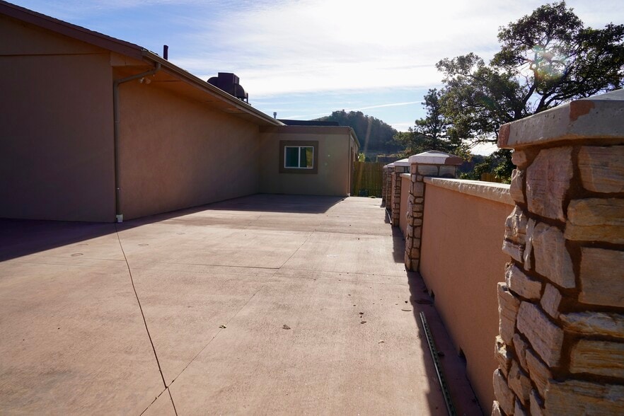 More Photos Of 14275 S State Highway 115, Colorado Springs Freestanding For Sale