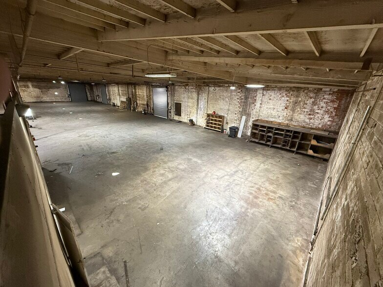 More Photos Of 1201 W Jon St, Torrance Service For Lease
