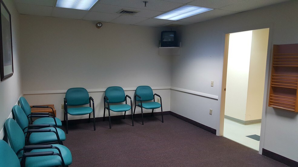 More Photos Of 1 Broadway, Cambridge Office For Lease