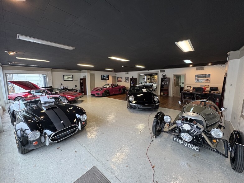 More Photos Of 163-165 Main St, Peapack Auto Dealership For Lease