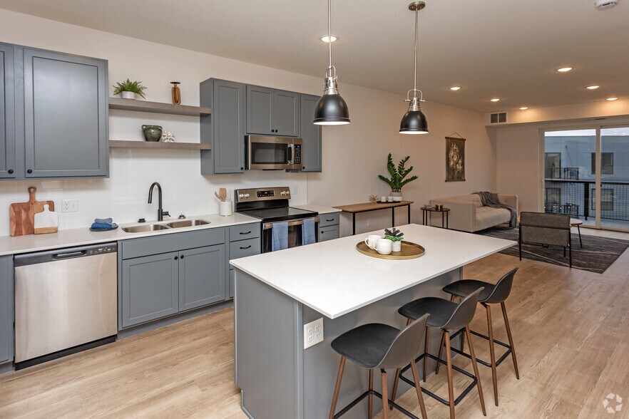 More Photos Of 6445 Lyndale Ave S, Richfield Apartments For Lease