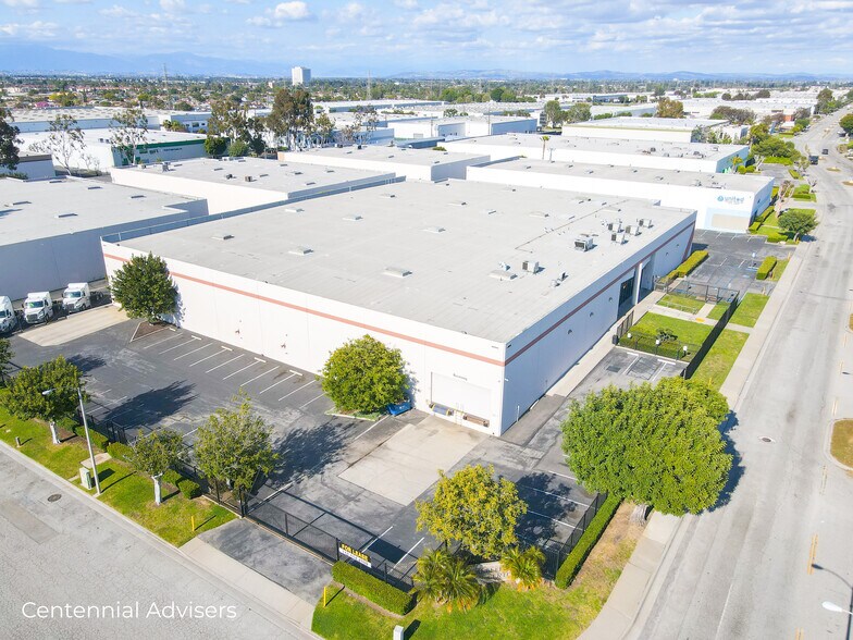 More Photos Of 1401 W Walnut St, Compton Warehouse For Sale
