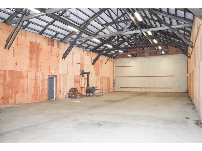 More Photos Of 121 Deady Crossing Rd, Sutherlin Warehouse For Sale