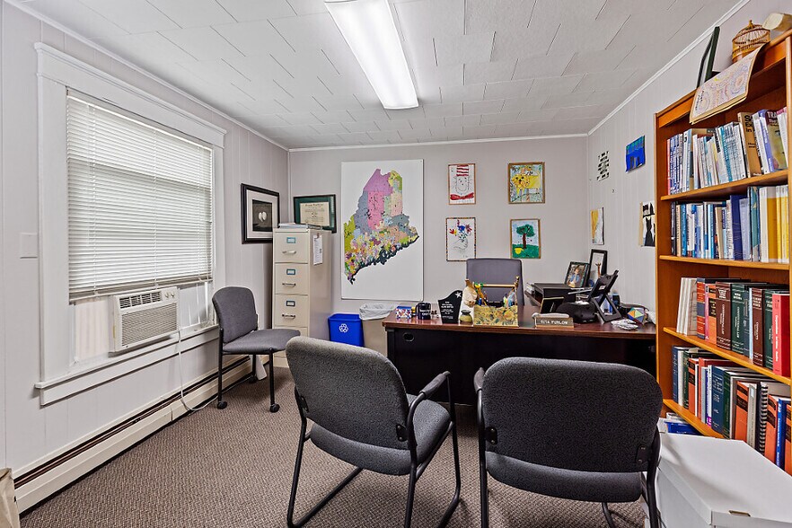 More Photos Of 323 State St, Augusta Office Residential For Sale