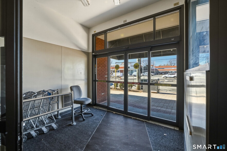 More Photos Of 3680 Main St, Stratford Freestanding For Sale