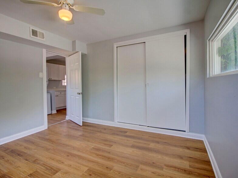 More Photos Of 3938 N Central Ave, Chicago Storefront Retail Residential For Sale