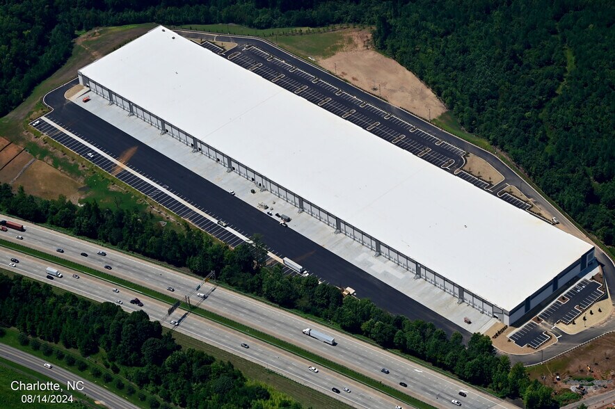 More Photos Of 8301 Old Dowd Rd, Charlotte Industrial For Lease