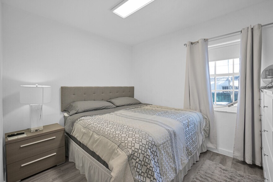 More Photos Of 3711 SW 27th Ter, Miami Specialty For Sale