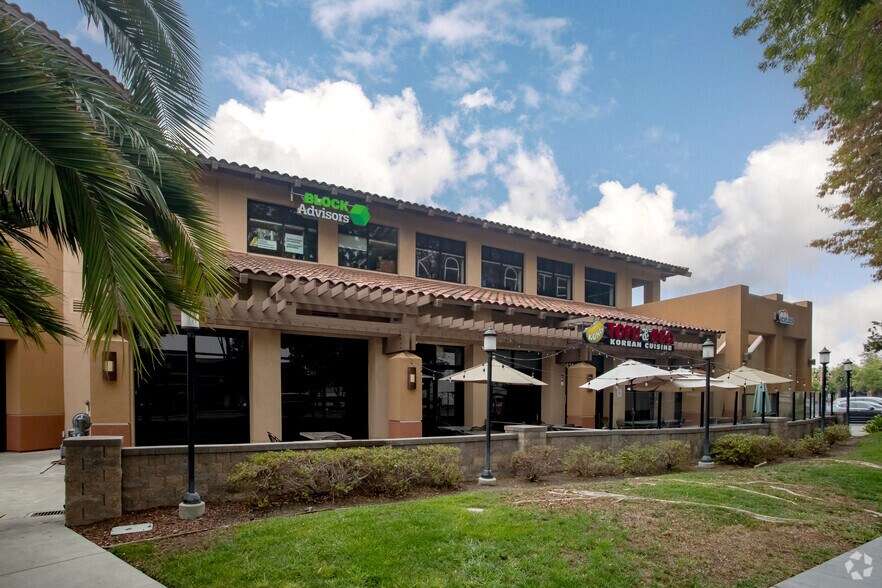 More Photos Of 19622-19638 Stevens Creek Blvd, Cupertino Freestanding For Lease