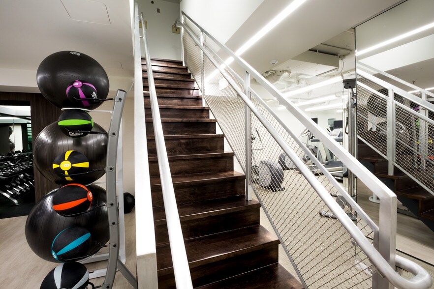 More Photos Of 1701 Pennsylvania Ave NW, Washington Office For Lease