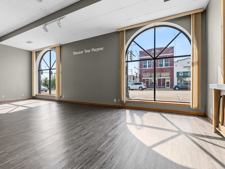 More Photos Of 1 N Main St, Rice Lake Specialty For Sale