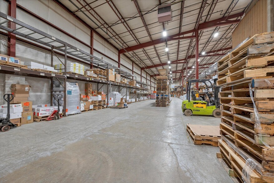 More Photos Of 11-25 Harding St, Middletown Warehouse For Sale