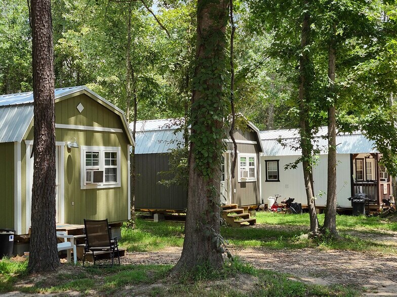 More Photos Of 1064 County Road SE 4105, Mount Vernon Manufactured Housing Mobile Home Park For Sale