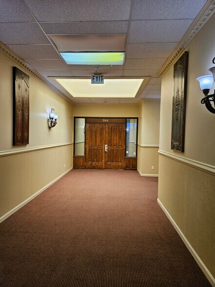 More Photos Of 1110 W Kettleman Ln, Lodi Unknown For Lease