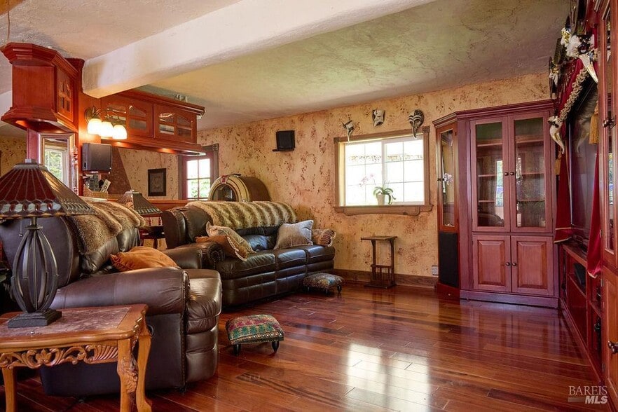 More Photos Of 19400 Scenic Dr, Redwood Valley Specialty For Sale