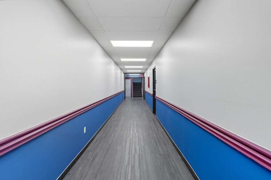 More Photos Of 9309-9319 Cincinnati-Columbus Rd, West Chester Office For Lease