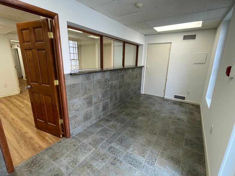More Photos Of 129-139 N 4th St, Philadelphia Office Residential For Lease