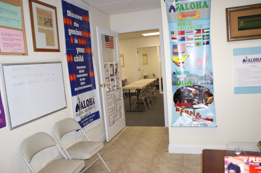 More Photos Of 51 Everett Dr, West Windsor Light Manufacturing For Lease