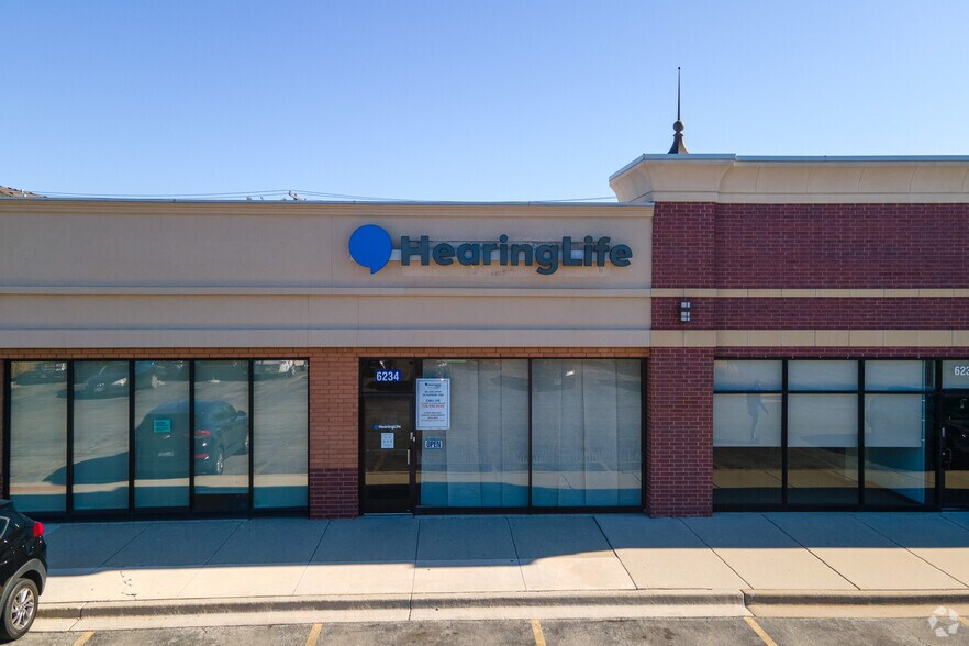 More Photos Of 6230-6260 W 95th St, Oak Lawn Unknown For Lease