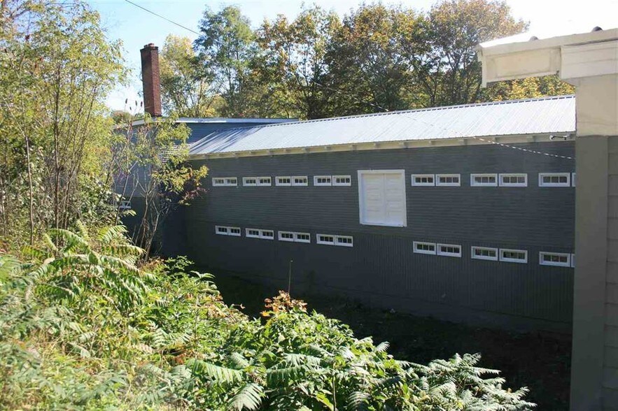 More Photos Of 32 Lafayette St, Claremont Freestanding For Sale