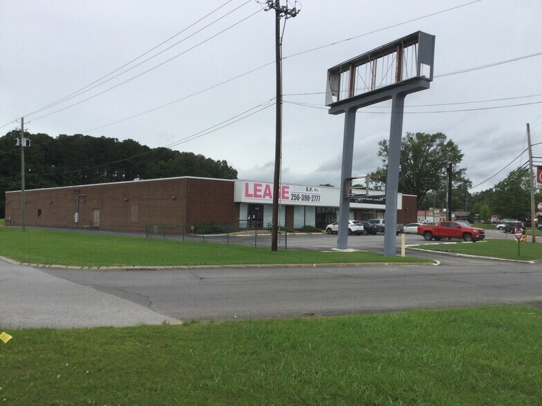 More Photos Of 1019-1021 S 4th St, Gadsden Freestanding For Lease