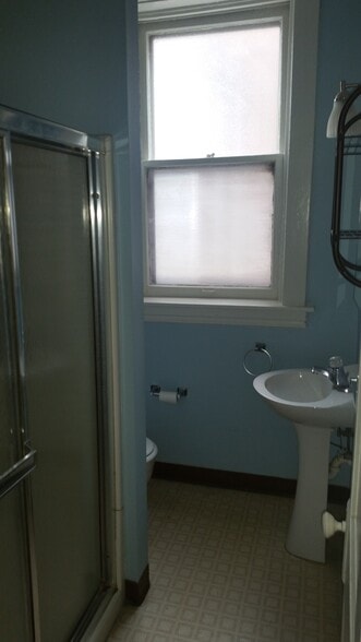 More Photos Of 1100 Louisville Ave, Saint Louis Multifamily For Sale