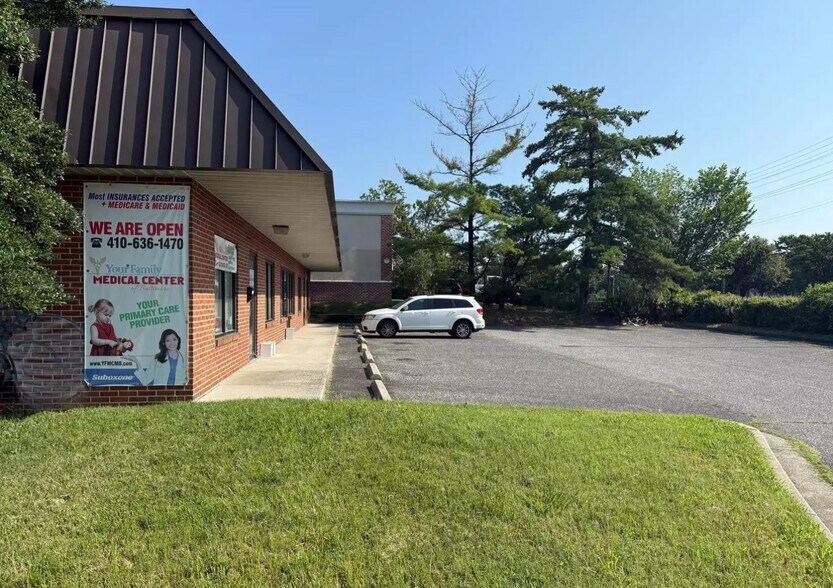 More Photos Of 5410 Ritchie Hwy, Baltimore Office For Sale