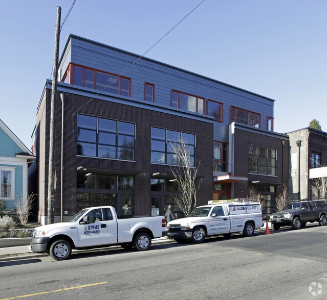 More Photos Of 4039 N Mississippi Ave, Portland Storefront Retail Office For Lease