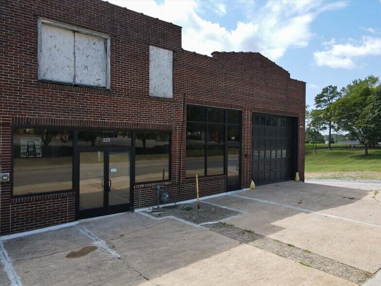 More Photos Of , Hickory Unknown For Sale