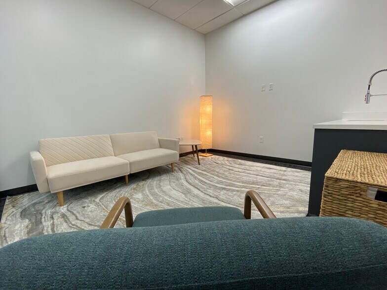 More Photos Of 25801 Industrial Blvd, Hayward Research And Development For Lease