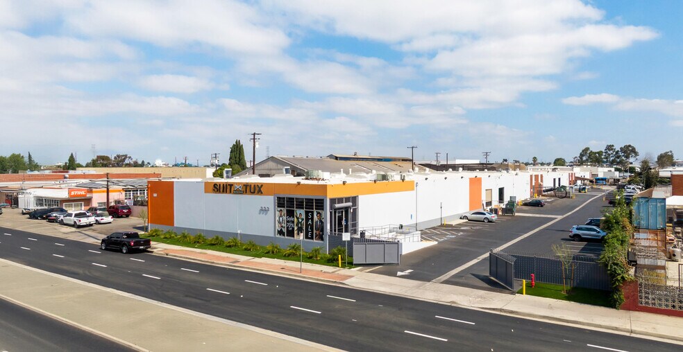 More Photos Of 333 W Alondra Blvd, Gardena Manufacturing For Sale