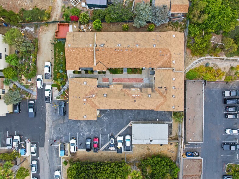 More Photos Of 2036 Canyon Dr, Oceanside Apartments For Sale