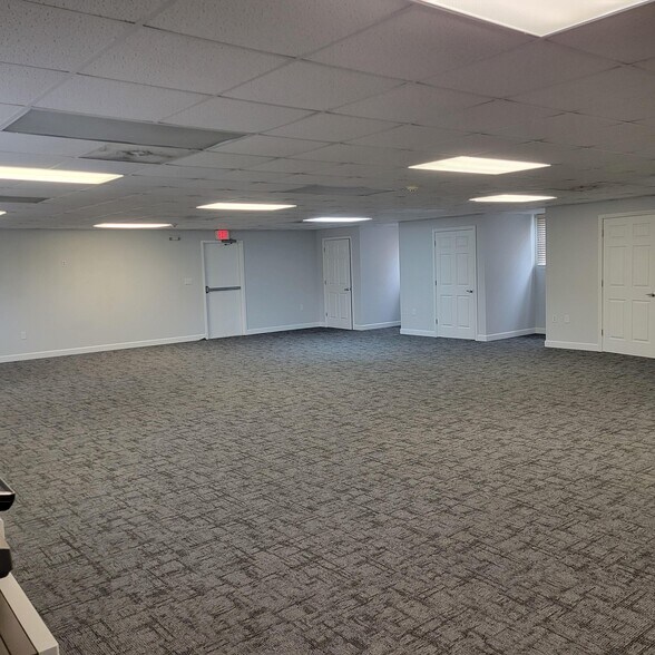 More Photos Of 135 Gasoline Alley, Mooresville Office For Sale