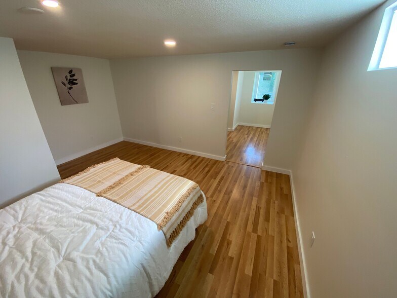 More Photos Of 8705 E 63rd Trafficway, Kansas City Apartments For Sale