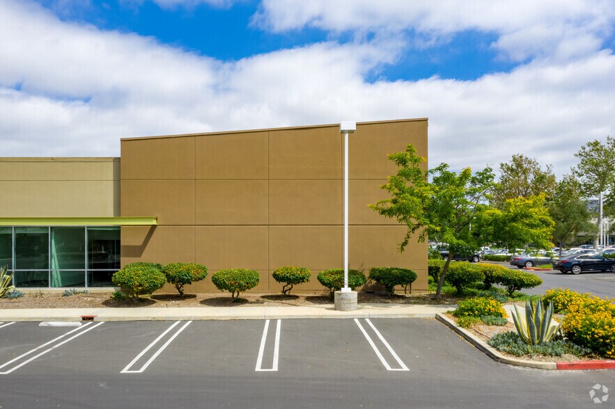 More Photos Of 1535 Rancho Conejo Blvd, Thousand Oaks Unknown For Lease