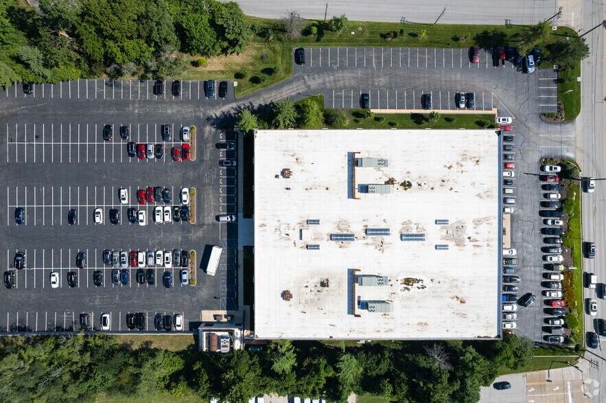 More Photos Of 425 N New Ballas Rd, Creve Coeur Office For Lease