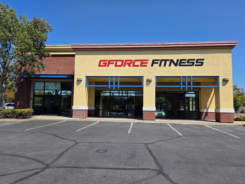 More Photos Of 6504 Lonetree Blvd, Rocklin Restaurant For Lease