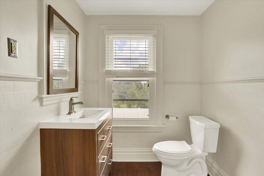 More Photos Of 27 S 34th St, Camp Hill Office For Lease