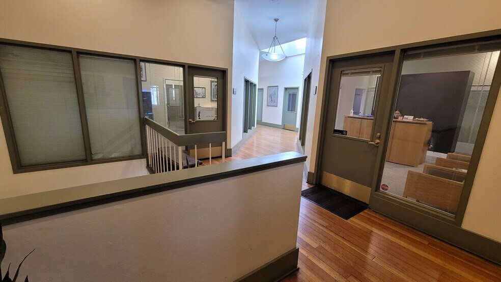 More Photos Of 618 5th St, Santa Rosa Office For Sale