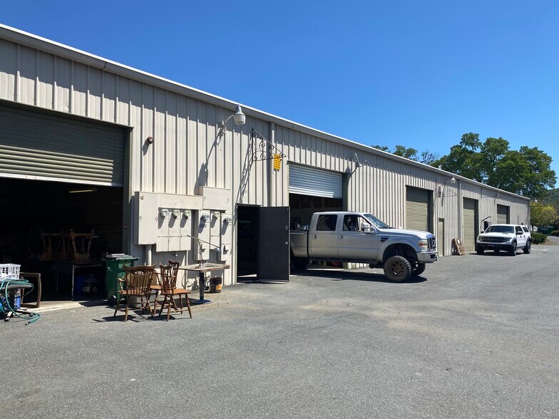 More Photos Of 19506 Industrial Dr, Sonora Warehouse For Lease
