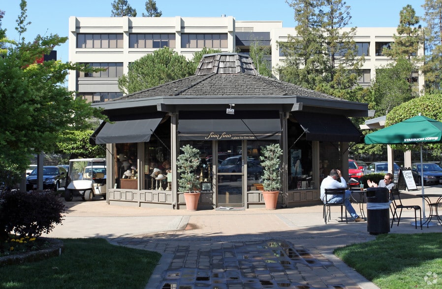 More Photos Of 325 Sharon Park Dr, Menlo Park General Retail For Lease