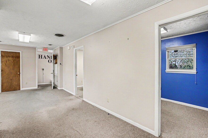 More Photos Of 200 Westfall Rd, Rochester Office For Sale