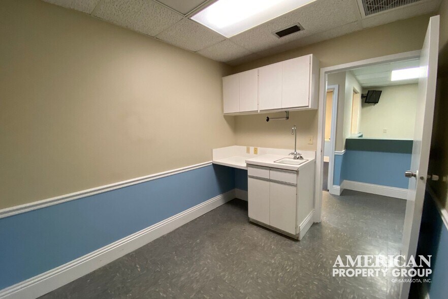 More Photos Of 201 4th Ave, Bradenton Medical For Lease