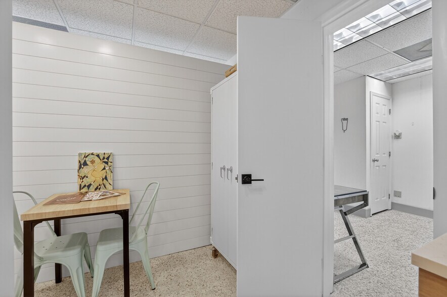 More Photos Of 665 SE 10th St, Deerfield Beach Medical For Sale