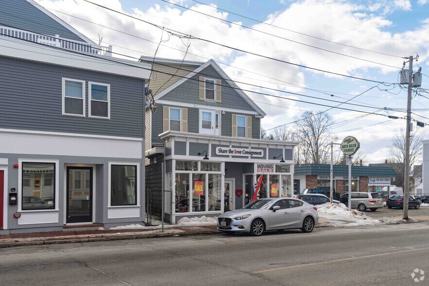 More Photos Of 85 Main St, North Andover Storefront Retail Residential For Lease